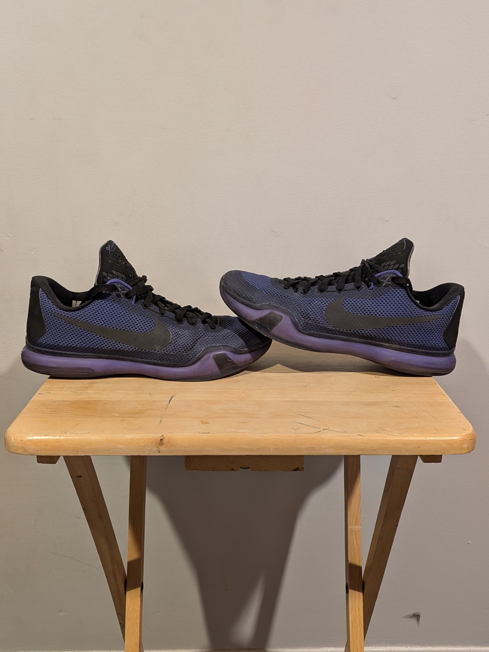 Nike Kobe 10 Blackout/ Purple (Size US Men's 12) **BAD CONDITION**